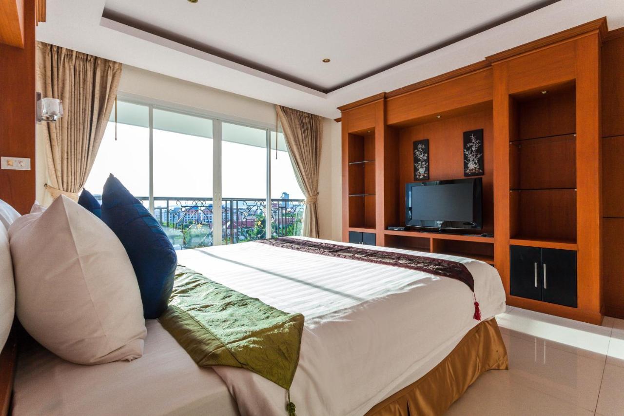 Tara Court Hotel Pattaya Exterior foto